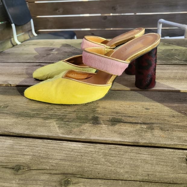 천연송치 뮬 힐 230사이즈