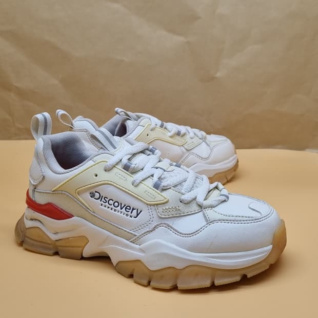 디스커버리 버킷디워커v2 운동화240.