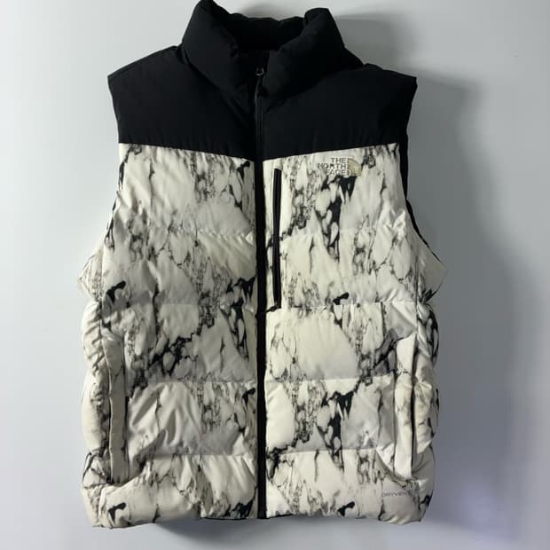 The northface  노스페이스 구스다운 눕시 패디드 베스트 