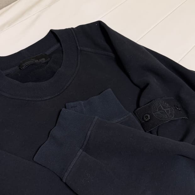 스톤아일랜드 맨투맨 고스트피스 L 24fw