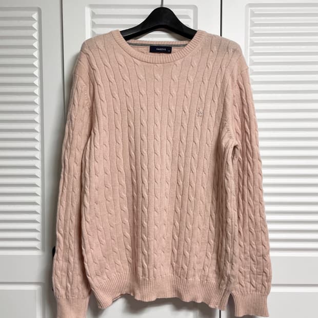 헤지스 케이블 니트