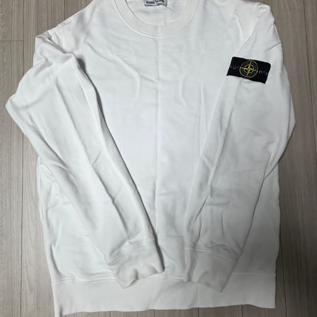 스톤아일랜드 화이트 맨투맨(XL)