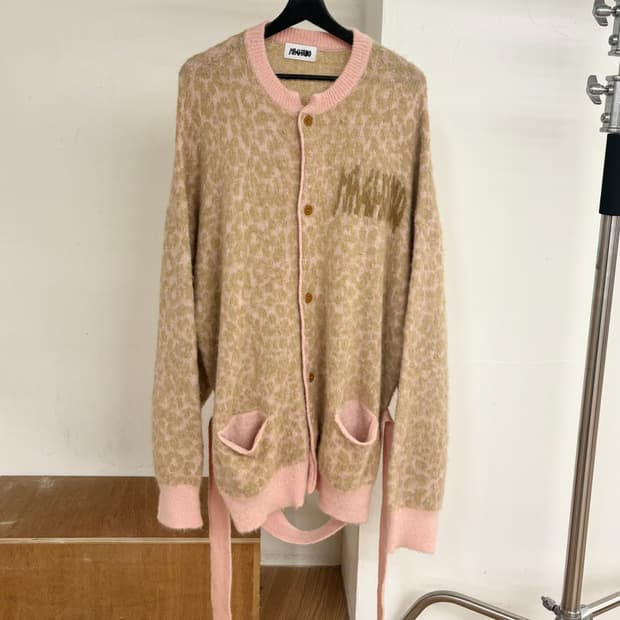 마리아노 브라운 레오파트 모헤어 가디건 