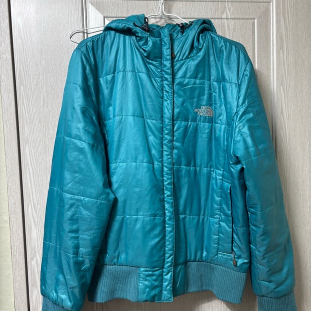 노스페이스 경량패딩