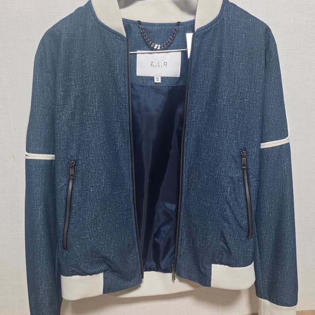 송지오 옴므 블루종 48사이즈팝니다