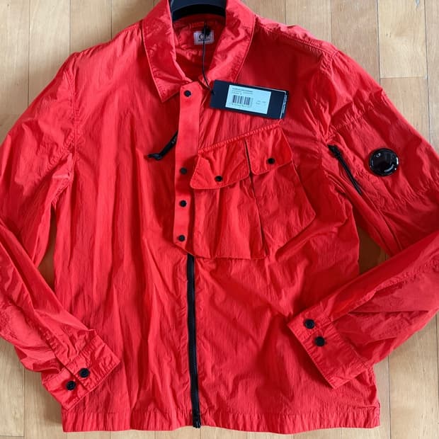 CP컴퍼니 크롬-R 렌즈 오버셔츠