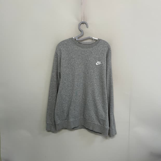 나이키 남성 맨투맨 티셔츠 100 그레이