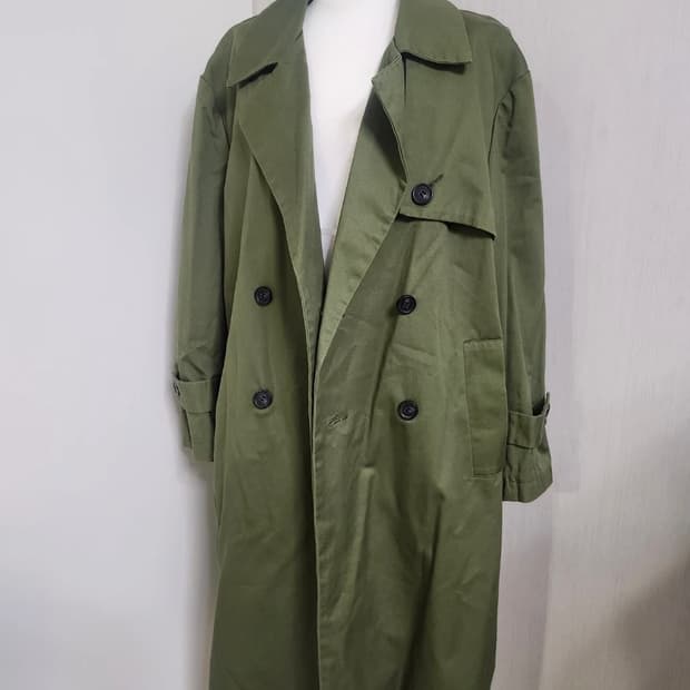 빈티지 카키색 트렌치 코트 
