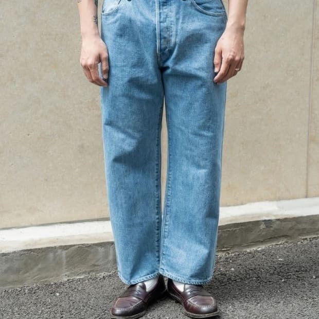 하츠키 와이드 테이퍼드 데님 아이스블루