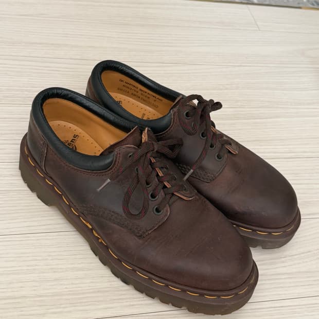 닥터마틴 8053(MIE)크레이지호스 260