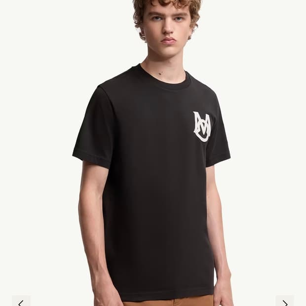 새상품 몽클레어 모노그램 코튼 남성 티셔츠 L 블랙