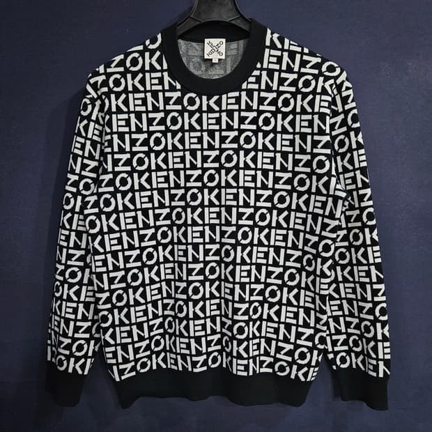 겐조 로고패턴 남성 세미오버핏 100 니트