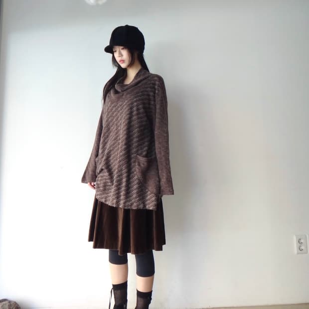 Stripe scheme pocket knit / brown