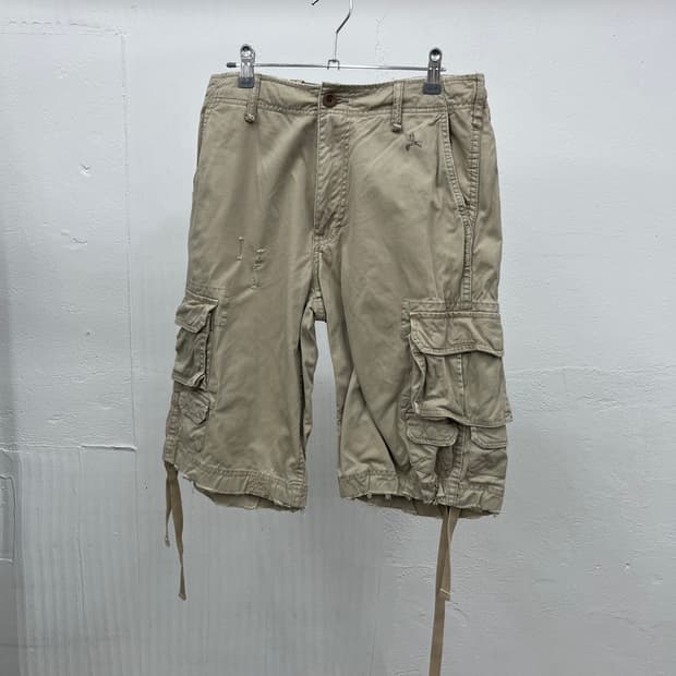 31) POLO JEANS CARGO PANTS