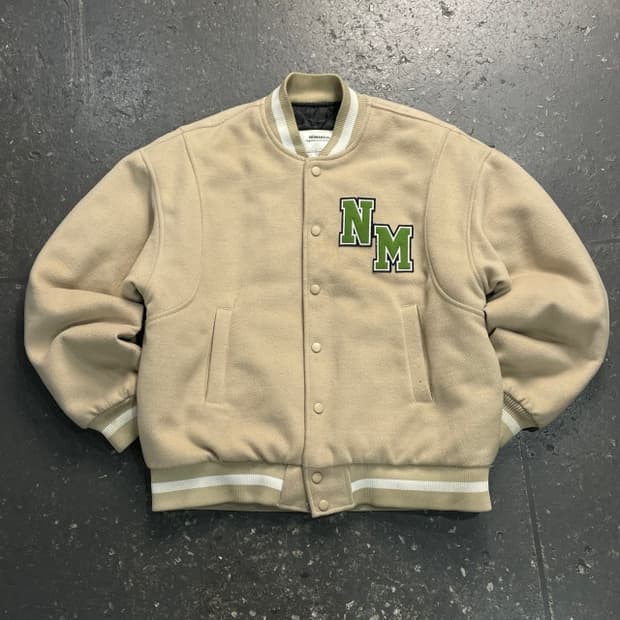 100 노매뉴얼 바시티 자켓