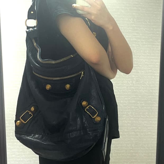 정품 발렌시아가 자이언트 데이백 모터백