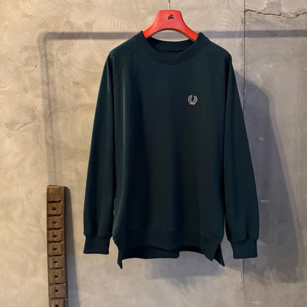 프레드페리 맨투맨 100