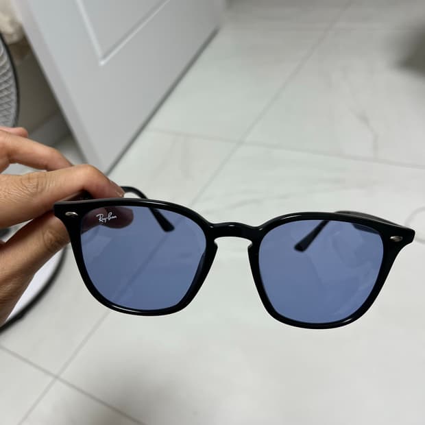 레이벤 (Rayban) 선글라스 (무도수 파란렌즈)
