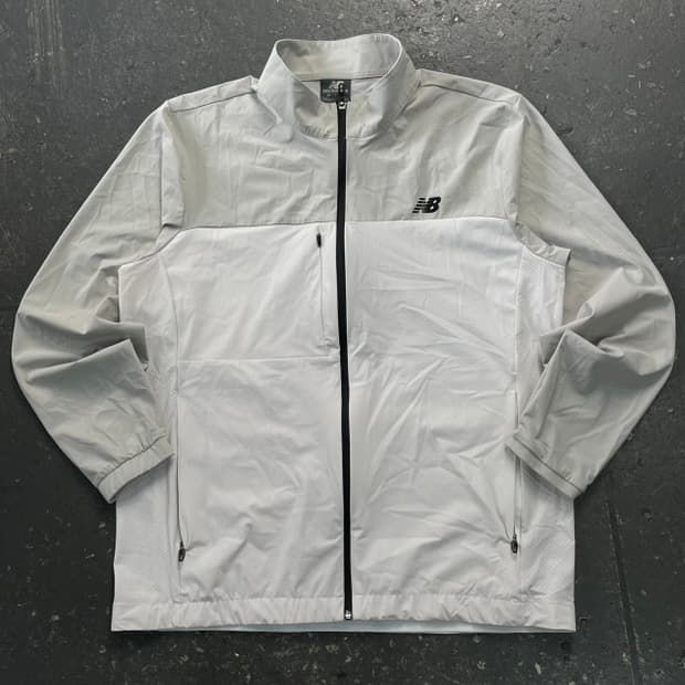 105 뉴발란스 바람막이 