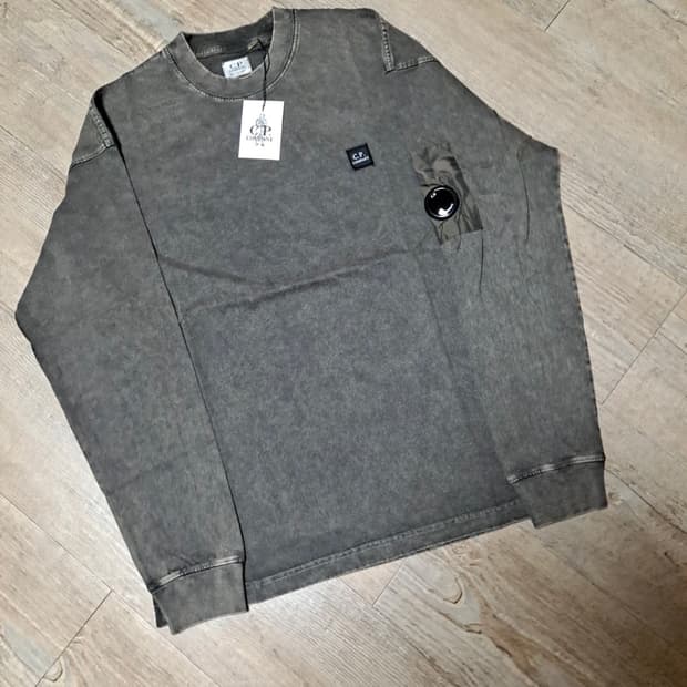 cp컴퍼니 렌즈 포켓 티셔츠 m