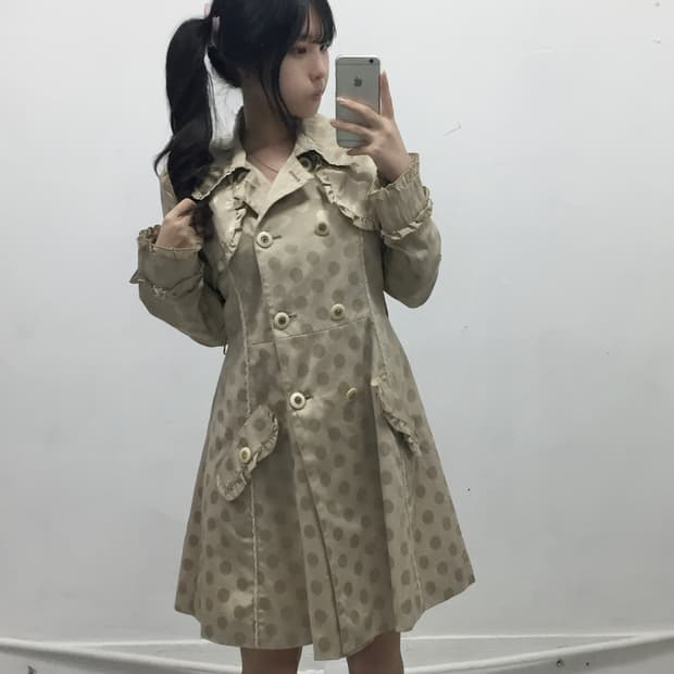 [AXES FEMME] 엑시즈팜 라떼갸루 도트 레이스 코트