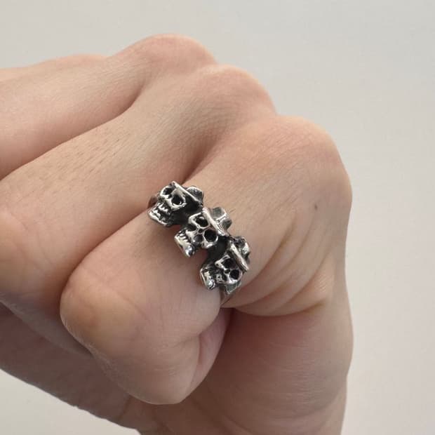 SKULL RING 두개골 반지