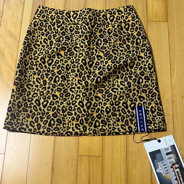 로맨틱크라운 호피 스커트