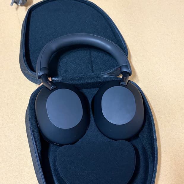 소니 WH-1000XM5 헤드셋