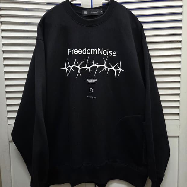 GU 언더커버 콜라보 한정판 맨투맨 상하의 세트