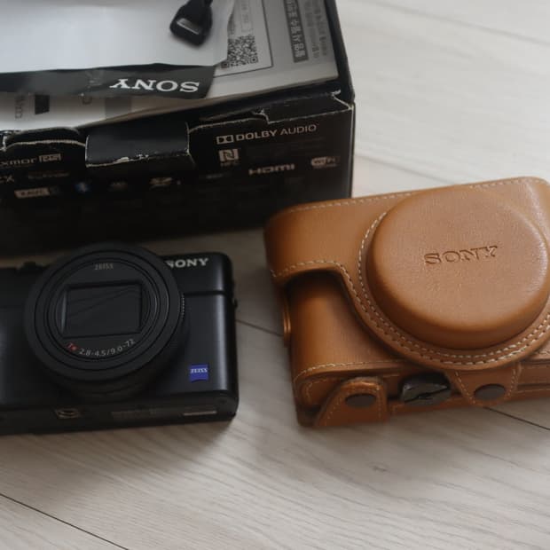 소니 RX100M7 카메라 풀박스 + 악세서리