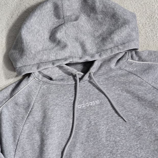 아디다스 Adidas 그레이 중앙로고 신형 후드티 2XL