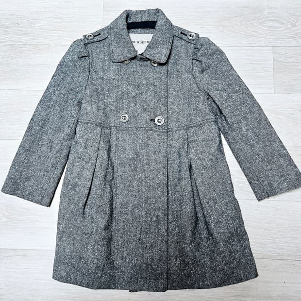 백화점구입 버버리 원피스  3~5Y (104)정품