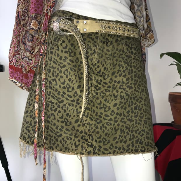 Leopard Pattern Grunge Skirt