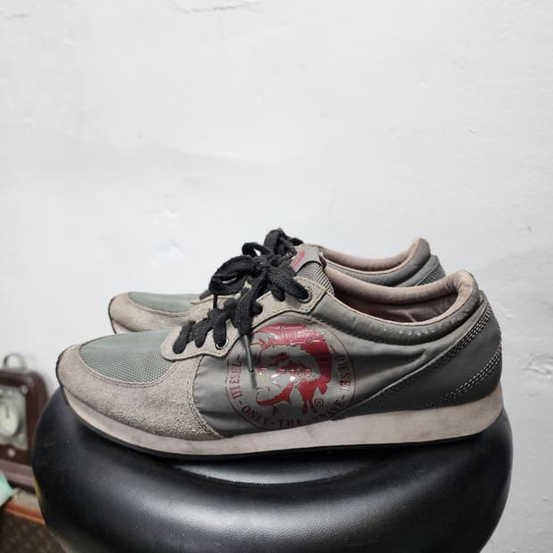 디젤 남성 빅로고 스니커즈