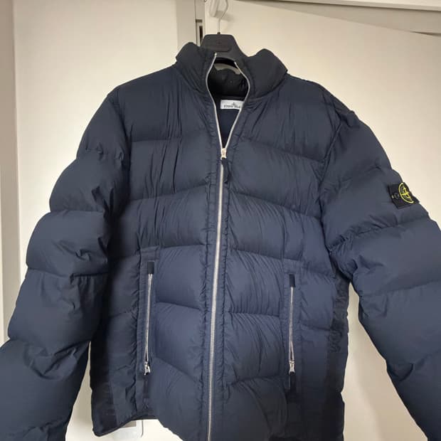 ( Stone Island ) 스톤아일랜드 심리스터널 나일론 패딩