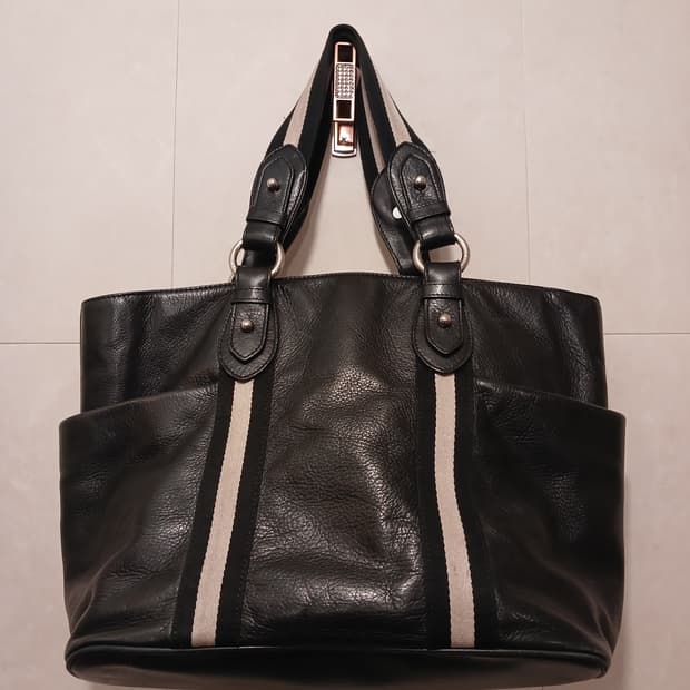 발리 정품 가죽 소재 가방