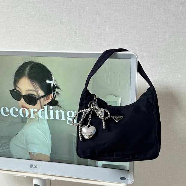 프라다 나일론 포코노 호보백 미니백 딥퍼플 y2k 