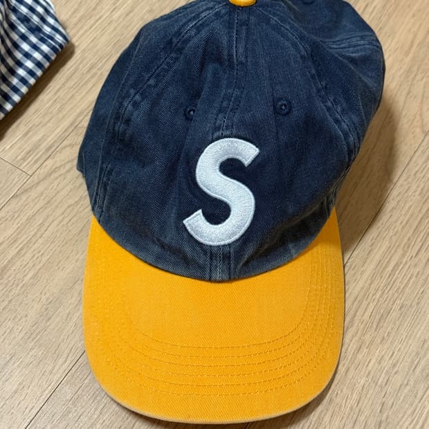 슈프림 S 로고 볼캡