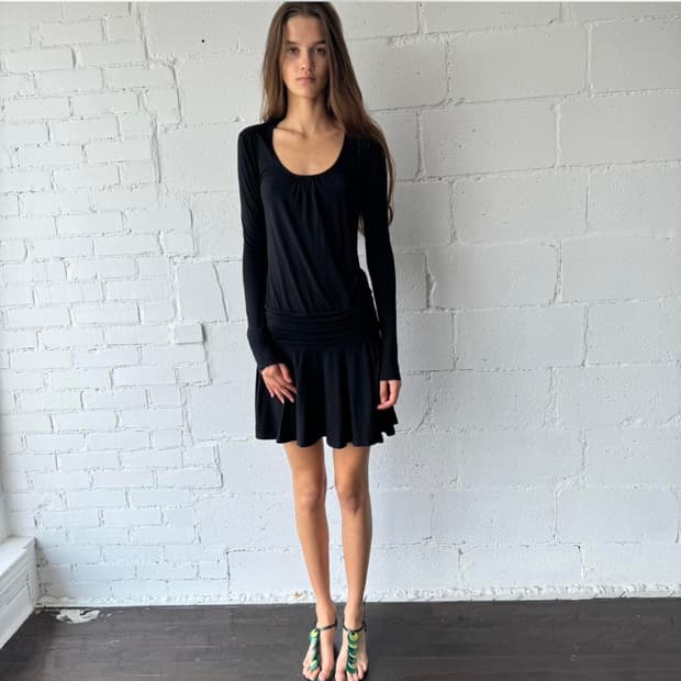 Patrizia Pepe 유럽 빈티지 블랙 스트레치 저지 드레스