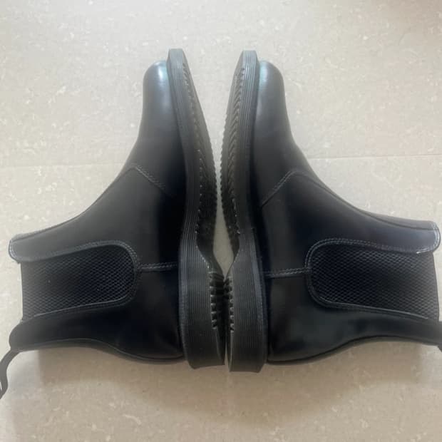 닥터마틴 첼시부츠 uk4