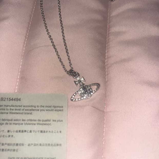 비비안웨스트우드 목걸이