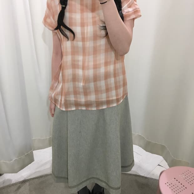 피치 체크 리본 블라우스