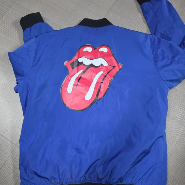 자라 X 롤링스톤즈 블루 봄버 자켓 스카쟌