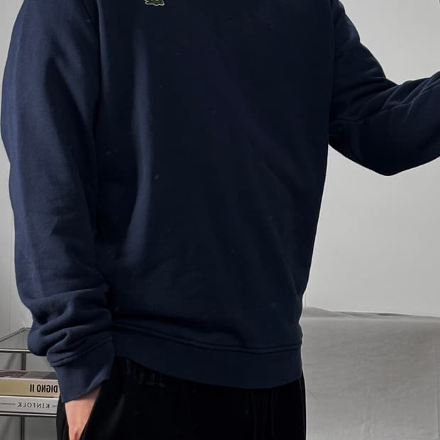라코스테 네이비 블루 스웻셔츠