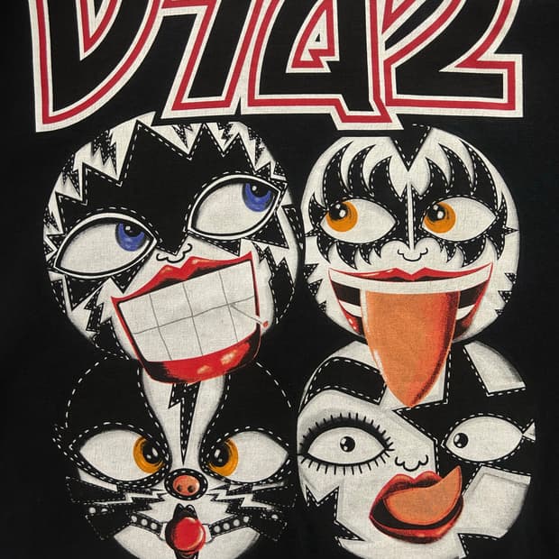 DSQAURED2 X KISS