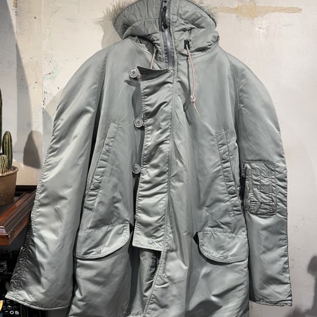 N-3B Al.PHA silver puffer jacket