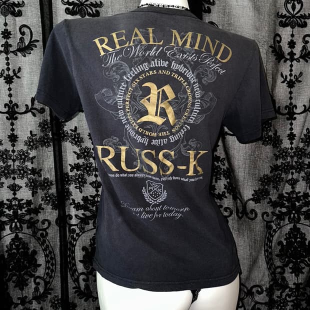 RUSS•K Gray + Gold Short-Sleeved