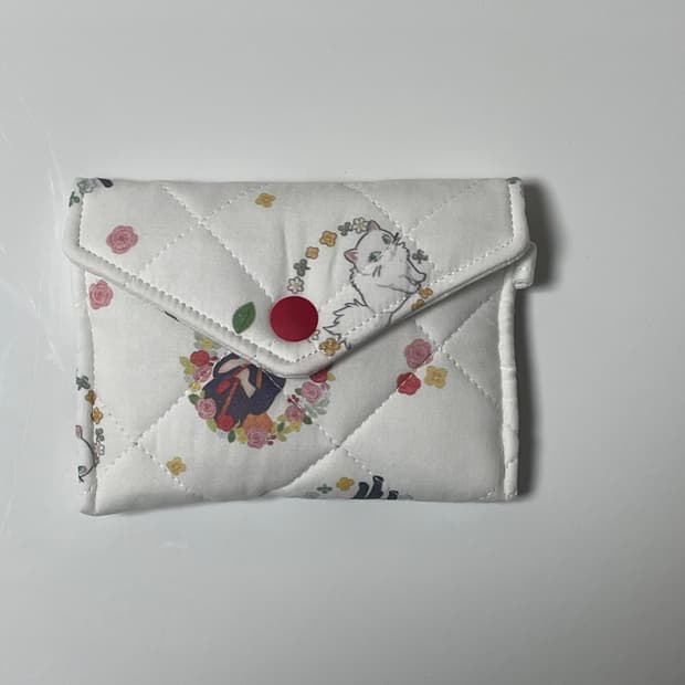 [ 핸드메이드 ] 마녀배달부 키키 자체제작 원단 똑딱이 카드지갑