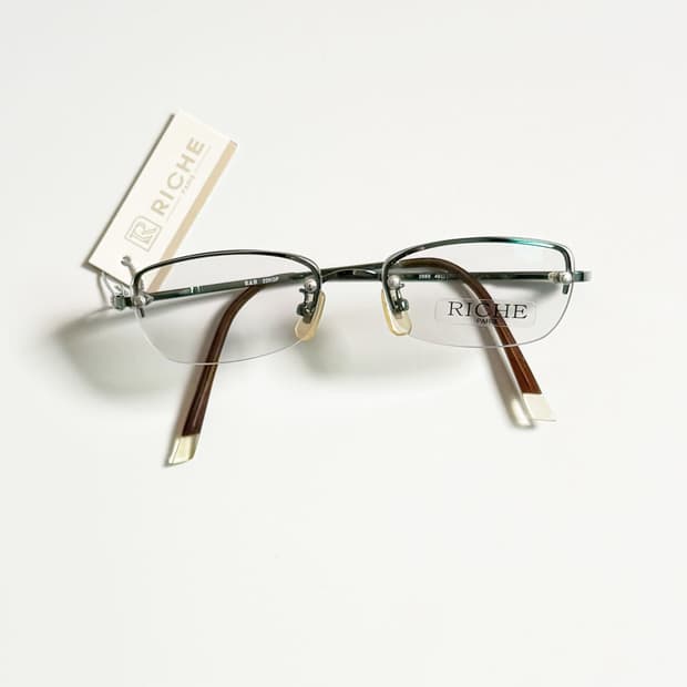RICHE PARIS 반무테 스퀘어 메탈 빈티지 안경