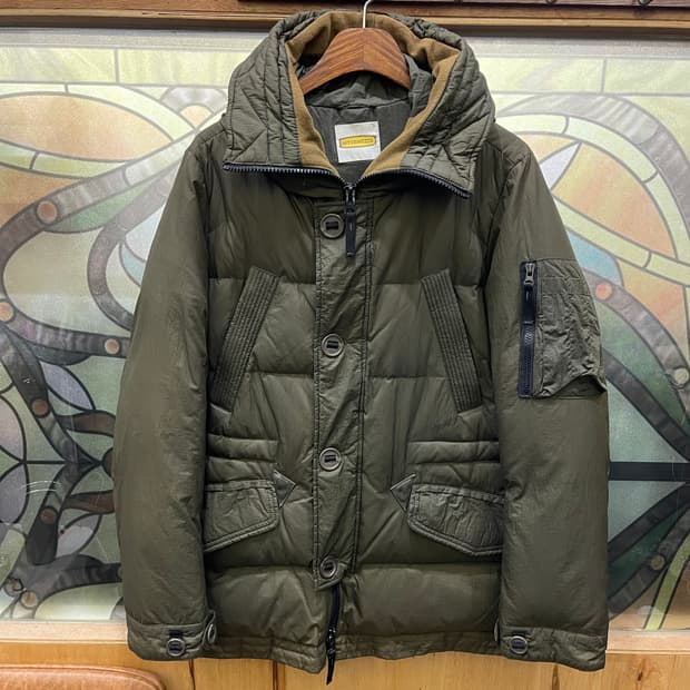 인터메조 다운패딩  (cp,스톤 느낌)